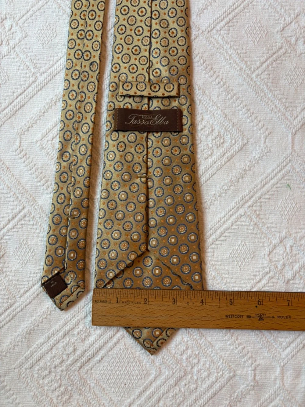 Tasso Elba 100% Silk Vintage Geometric Medallion Men's Tie Gold